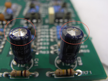 コンデンサ不良