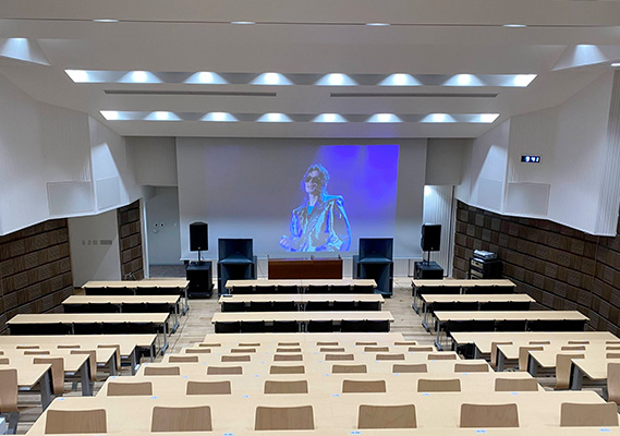 京都情報大学院大学 の大講堂の音響工事
